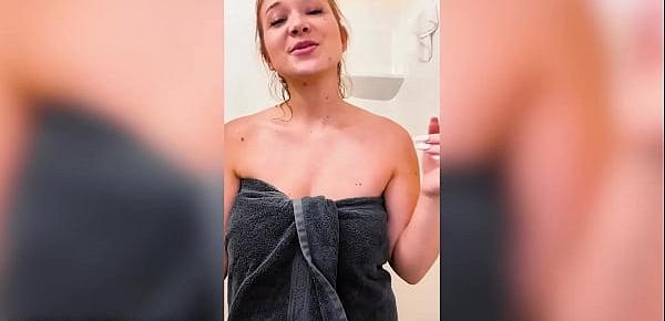 ADULT TIME Showering With Naturally Stacked Emily Right